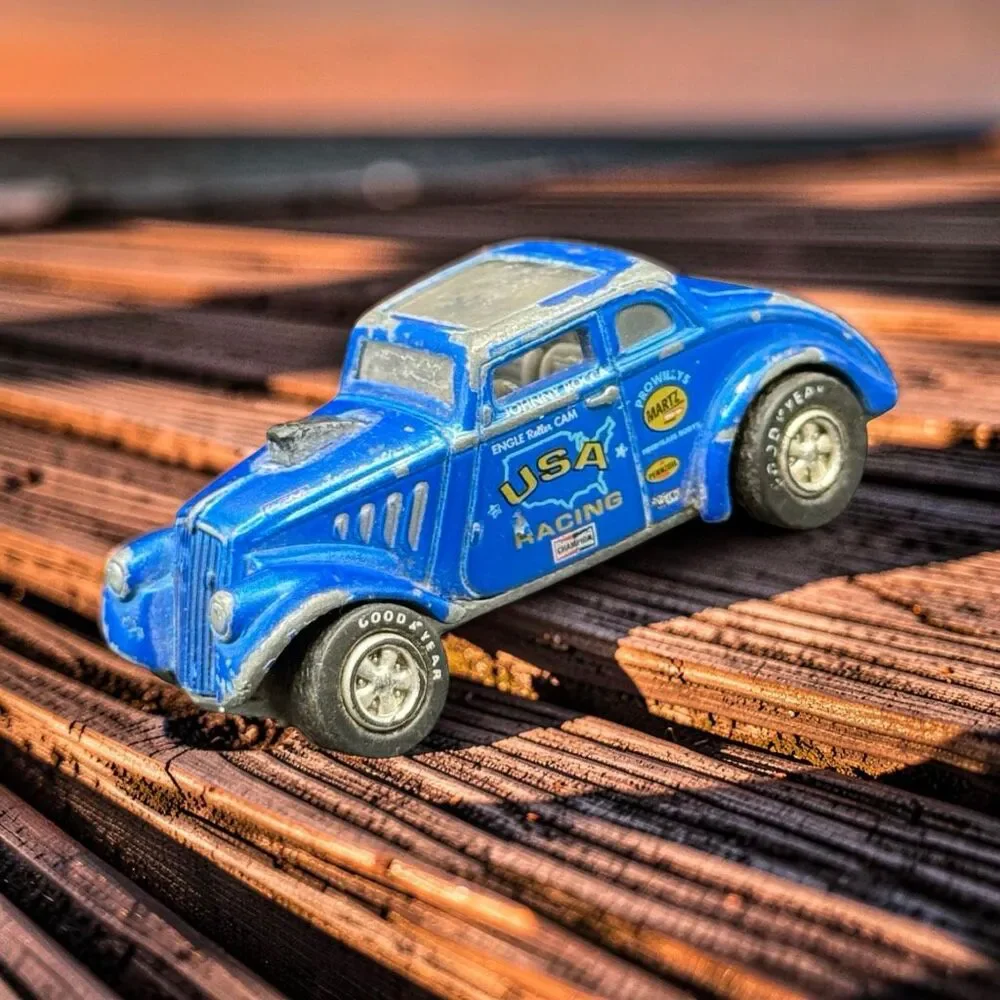 1998 Johnny Lightning Classic Gold #30 1933 Willy's Gasser USA Racing Die Cast